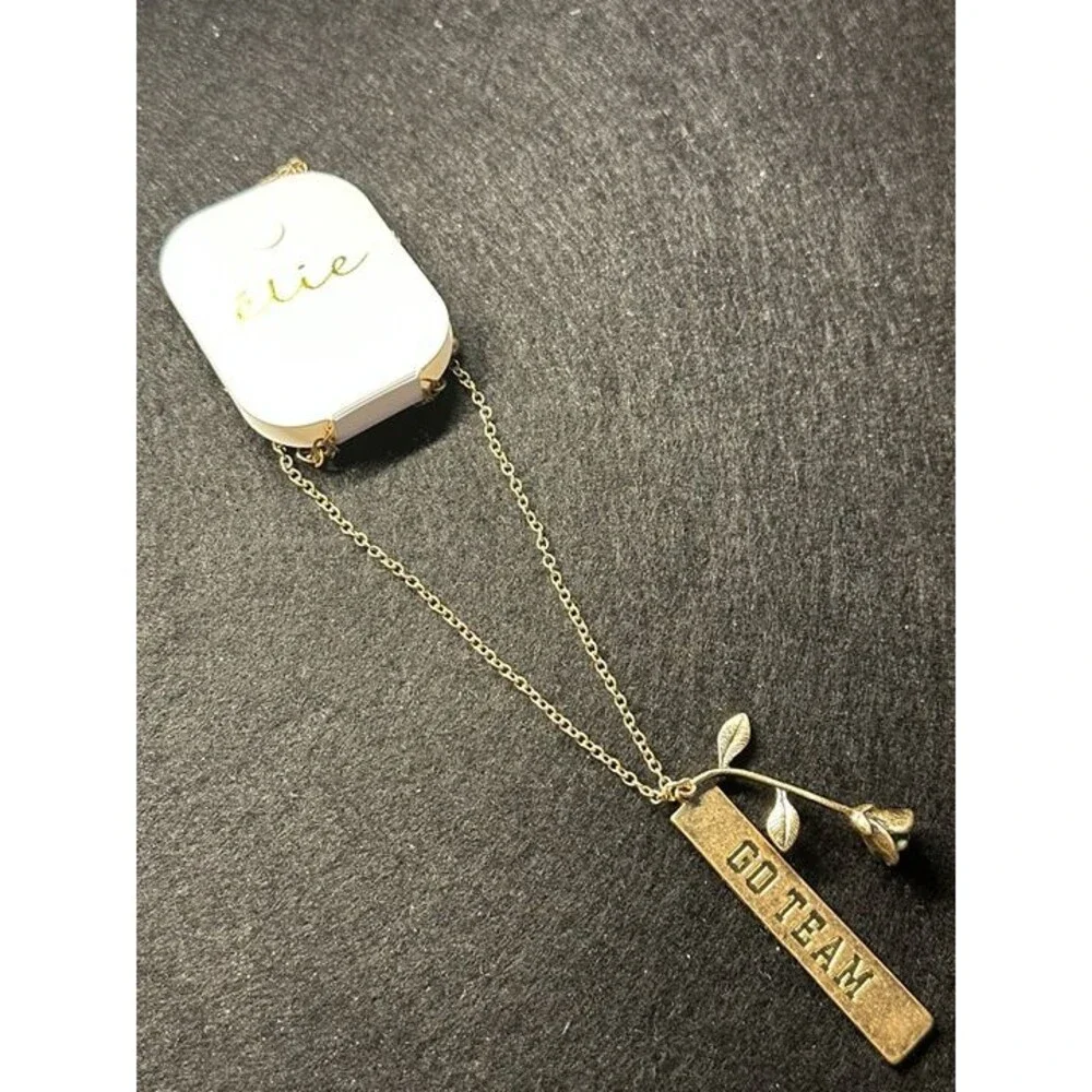 élie Gold GO TEAM Bar Pendant Necklace Rose Leaf Charm NWT New Boho Jewelry Gift